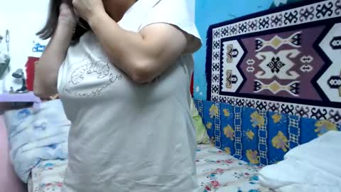 Larisa online show from 10-10-25, 10:36