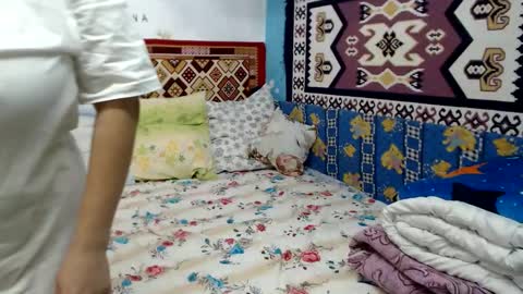 Larisa online show from 10-15-25, 09:53