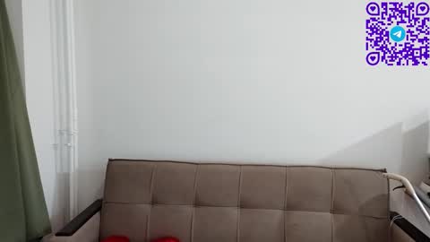 Anna online show from 02-15-26, 04:58