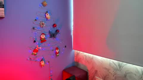 Adelle online show from 12-24-24, 02:33