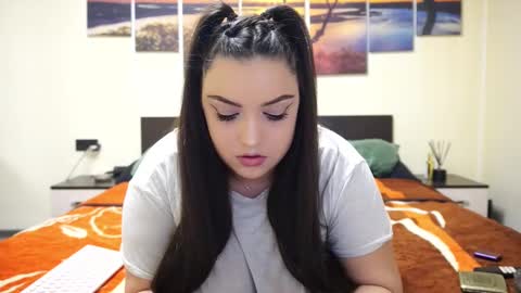 Snapshot of adellineee chatting on 02-20-25, 10:37 Adellineee online show from 02-20-25, 10:37