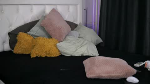 Snapshot of adelyn_chase chatting on 12-28-24, 12:03 Adelyn online show from 12-28-24, 12:03