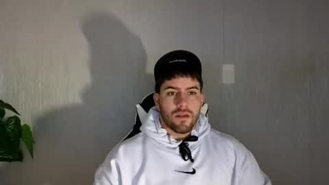 Snapshot of ades_lowe chatting on 09-26-25, 11:47 Ades online show from 09-26-25, 11:47