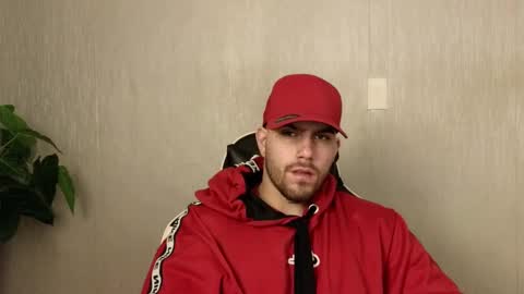 Snapshot of ades_lowe chatting on 10-16-25, 11:44 Ades online show from 10-16-25, 11:44