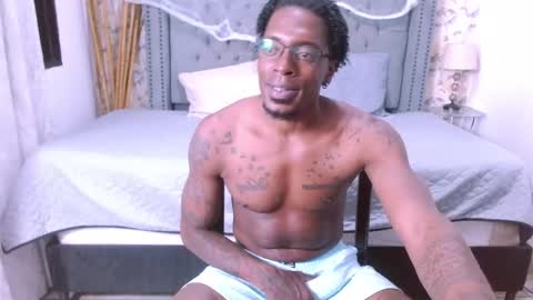 ades_stn online show from 10-28-25, 02:04