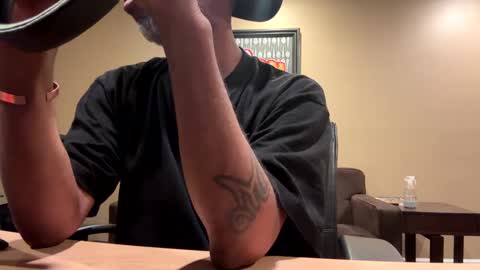 adick_ting online show from 12-08-24, 06:22