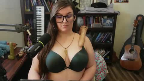 adobe_angel304 online show from 02-25-25, 10:07