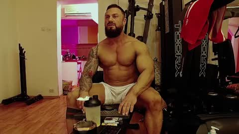 Adonis online show from 01-25-25, 05:40