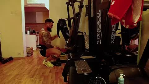 Adonis online show from 01-25-25, 08:42