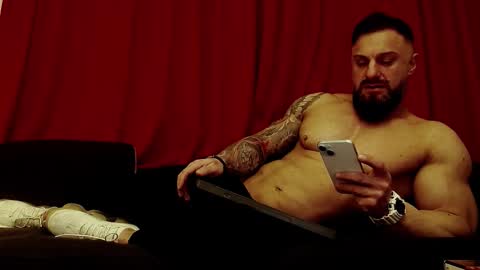 Adonis online show from 12-17-25, 06:36