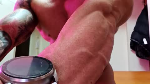 Adonis online show from 04-28-26, 02:27