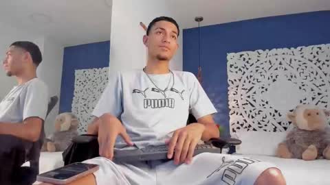 adonis_wb online show from 09-08-25, 09:58