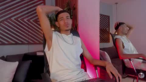 adonis_wb online show from 09-12-25, 07:58