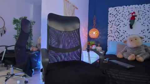 adonis_wb online show from 11-19-25, 09:26