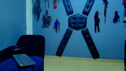 adonisdios online show from 04-22-26, 01:56