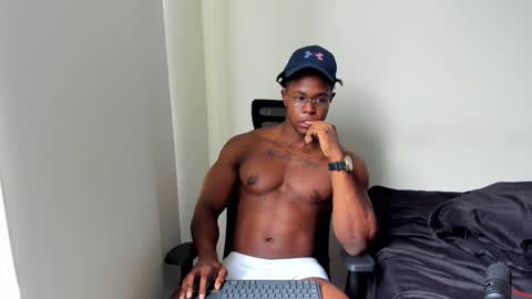 Adonis Knight  online show from 02-05-25, 10:01