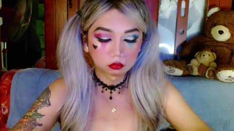 Snapshot of adorableslutxxx chatting on 12-15-24, 09:13 jasmine online show from 12-15-24, 09:13