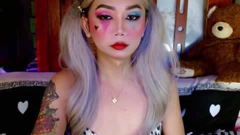 Snapshot of adorableslutxxx chatting on 12-25-24, 09:22 jasmine online show from 12-25-24, 09:22