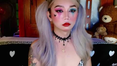 Snapshot of adorableslutxxx chatting on 12-28-24, 01:18 jasmine online show from 12-28-24, 01:18