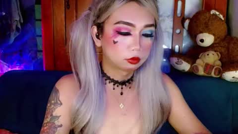 Snapshot of adorableslutxxx chatting on 01-23-25, 08:02 jasmine online show from 01-23-25, 08:02