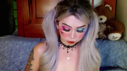 Snapshot of adorableslutxxx chatting on 02-04-25, 08:17 jasmine online show from 02-04-25, 08:17