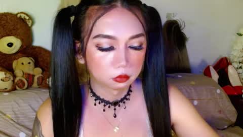 Snapshot of adorableslutxxx chatting on 02-12-25, 02:43 jasmine online show from 02-12-25, 02:43