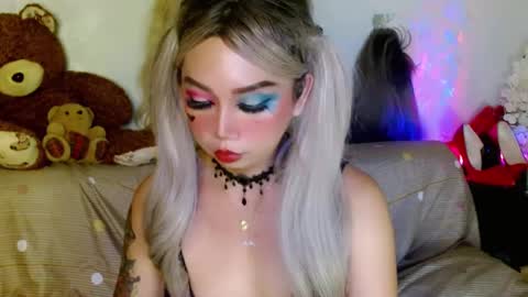 Snapshot of adorableslutxxx chatting on 02-17-25, 07:04 jasmine online show from 02-17-25, 07:04