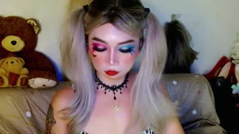 Snapshot of adorableslutxxx chatting on 02-26-25, 06:54 jasmine online show from 02-26-25, 06:54