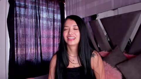 Snapshot of adorabolt chatting on 01-14-25, 09:20 Stormi online show from 01-14-25, 09:20