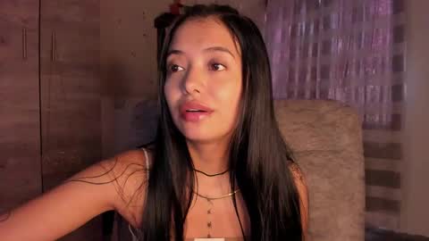 Snapshot of adorabolt chatting on 03-10-25, 08:23 Stormi online show from 03-10-25, 08:23