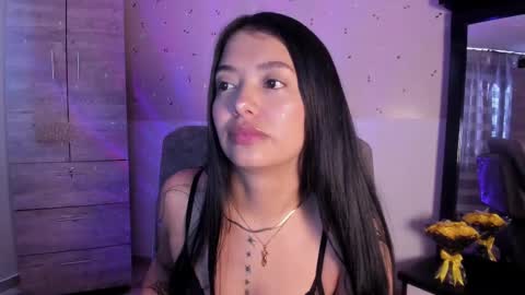 Snapshot of adorabolt chatting on 09-26-25, 02:21 Stormi online show from 09-26-25, 02:21