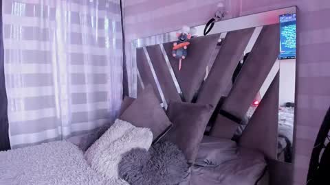 Snapshot of adorabolt chatting on 10-08-25, 08:28 Stormi online show from 10-08-25, 08:28