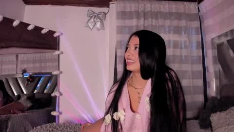 Snapshot of adorabolt chatting on 10-13-25, 09:48 Stormi online show from 10-13-25, 09:48