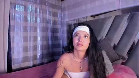 Snapshot of adorabolt chatting on 11-27-25, 02:41 Stormi online show from 11-27-25, 02:41