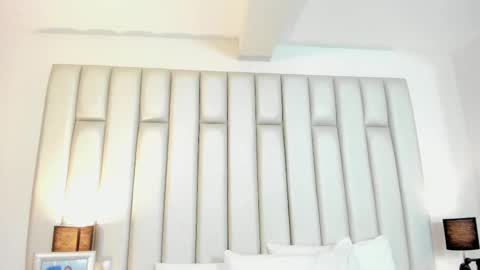 ANDREA PEREZ online show from 10-23-25, 11:42