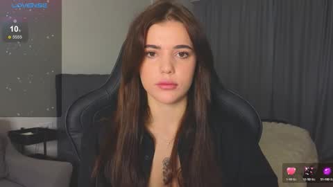 Adriana online show from 10-12-25, 02:43