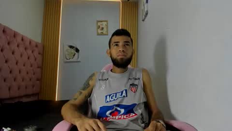 Snapshot of adri_sexboy229 chatting on 10-07-25, 07:38 adri_sexboy229 online show from 10-07-25, 07:38