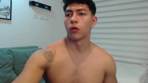 Adrian del Mar online show from 02-22-26, 04:38