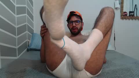 Adrian Falcon online show from 05-07-26, 05:24