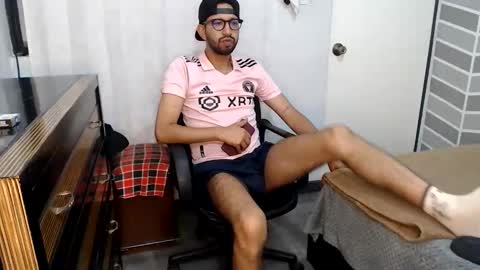 Adrian Falcon online show from 05-26-26, 05:20
