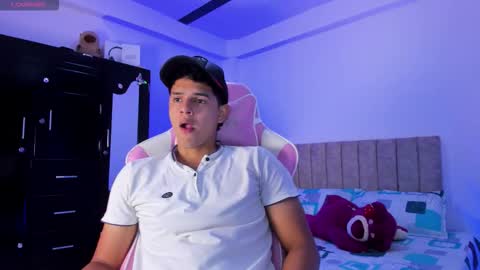 Snapshot of adrian_prime_ chatting on 03-13-26, 07:09 ADRIAN online show from 03-13-26, 07:09