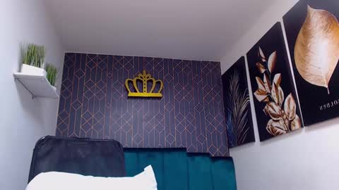 Snapshot of adrian_rae chatting on 03-06-25, 02:51 online show from 03-06-25, 02:51