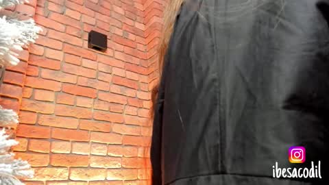 Adri online show from 12-23-24, 10:55