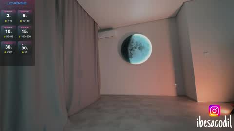 Snapshot of adriana_allen chatting on 05-08-26, 09:31 Adri online show from 05-08-26, 09:31