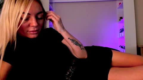 Adriana online show from 12-14-24, 10:34