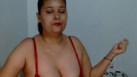 Adriana milf online show from 10-19-25, 05:08