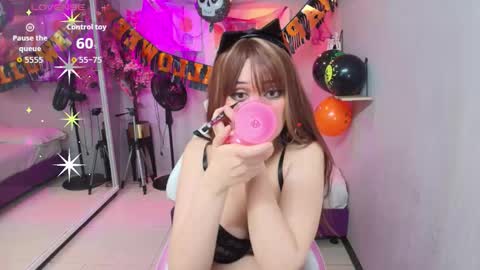 Snapshot of adriana_miller chatting on 10-29-25, 12:07 Adri online show from 10-29-25, 12:07