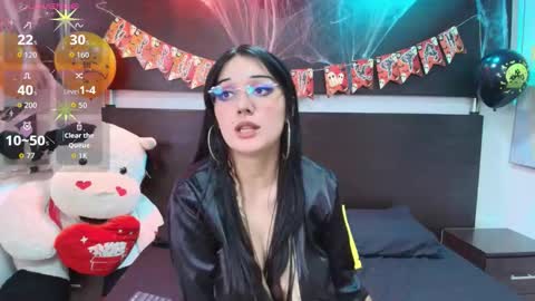 Snapshot of adriana_miller chatting on 11-02-25, 12:13 Adri online show from 11-02-25, 12:13