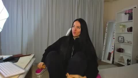 Snapshot of adrianacult chatting on 02-19-26, 06:53 Adriana online show from 02-19-26, 06:53