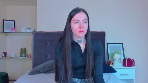 Snapshot of adrianacult chatting on 02-27-26, 01:11 Adriana online show from 02-27-26, 01:11